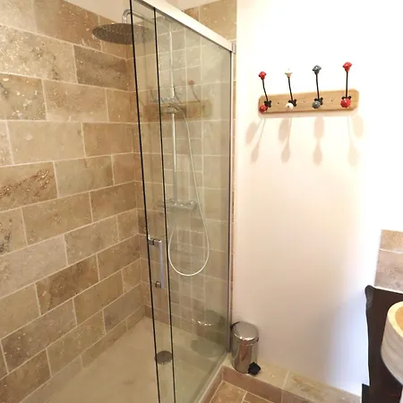 Frühstückspension D'hotes Au Mas De Cadoule 4*